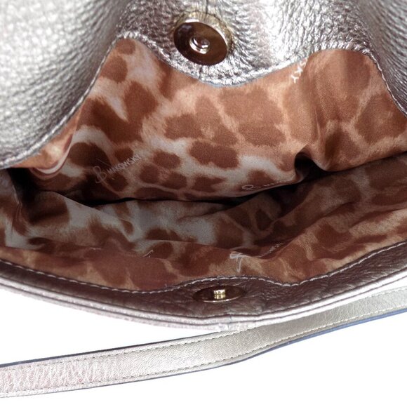 B. Makowsky Gold Metallic Trun-Lock Bucket Crossbody Bag - Picture 10 of 12